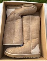 UGG CLASSIC FANCY TALL 5969 W (41, NEUVES)