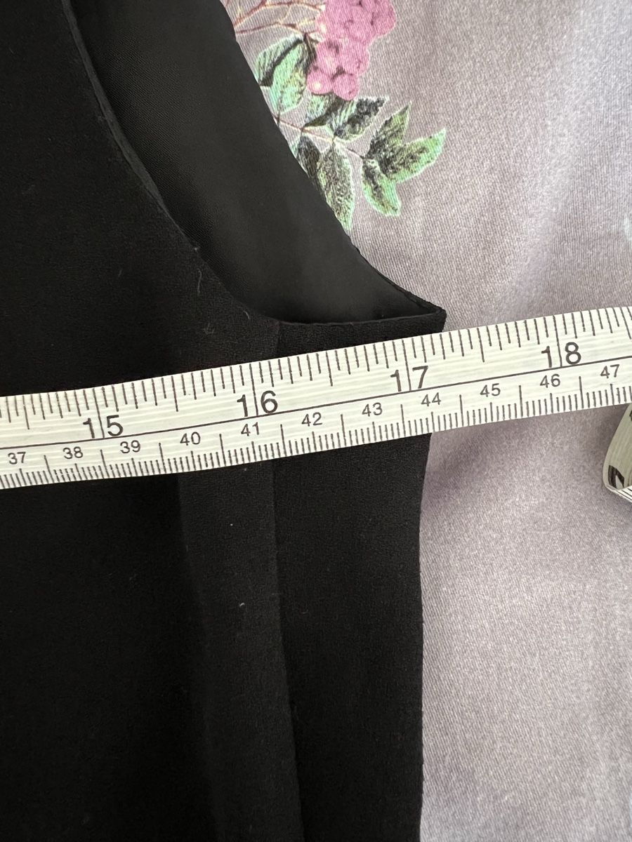 Maje Tute: MAJE Elegant Black Jumpsuit – Nuovo e nell'imballaggio originale da Lugano venduto da p24_tzb2 5
