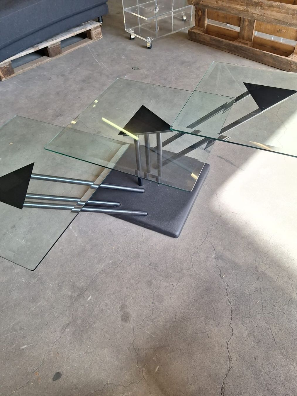 Tavoli: Designer Glastisch  Bellato – Usato da Zollikofen venduto da OberliAG