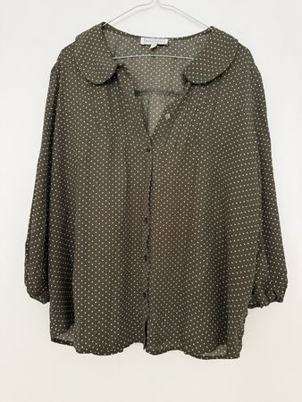 Blousology Bluse gepunktet Kragen Grösse L guter Zustand