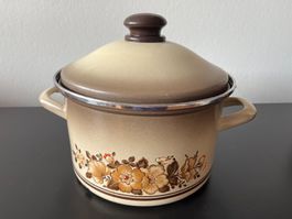 Vintage Kasserolle, Topf mit Deckel, beige, 22 cm
