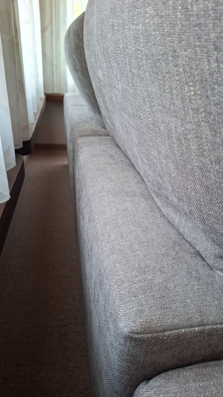 Micasa Divani: Neuwertiges Sofa zu verkaufen – Nuovo (secondo la descrizione) da Wiesendangen venduto da sgr_lq7w 3