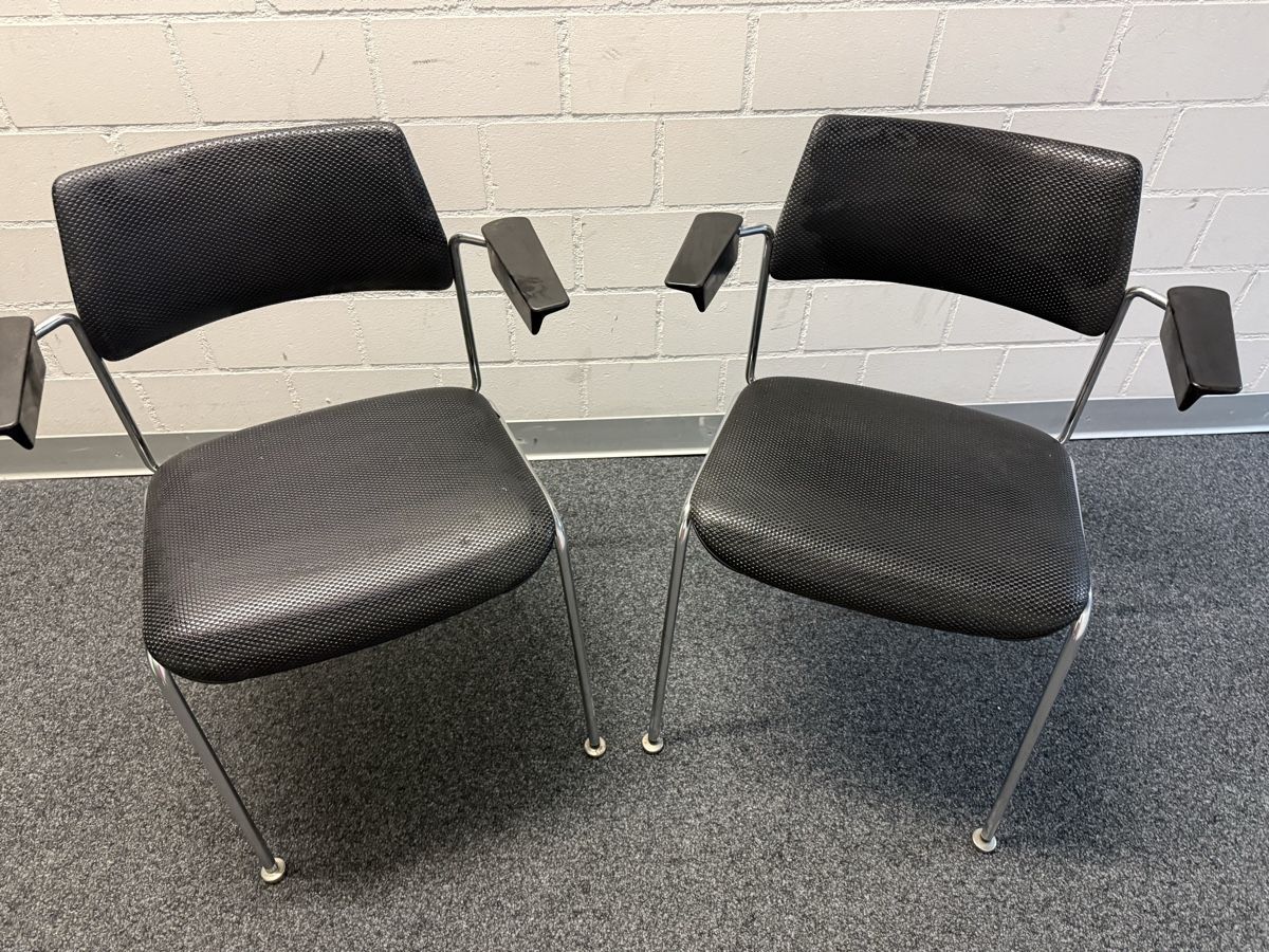 Giroflex Sedie: Stühle Industrial Design 2Stk Giroflex – Usato da Bern venduto da Delamer 1