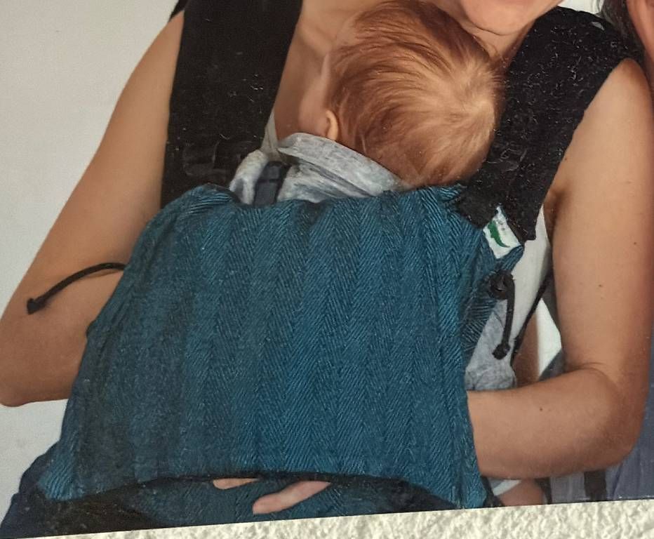 Porte-bébés ventraux & dorsaux: Babytrage – D'occasion à Hinterforst par Rinschi 1