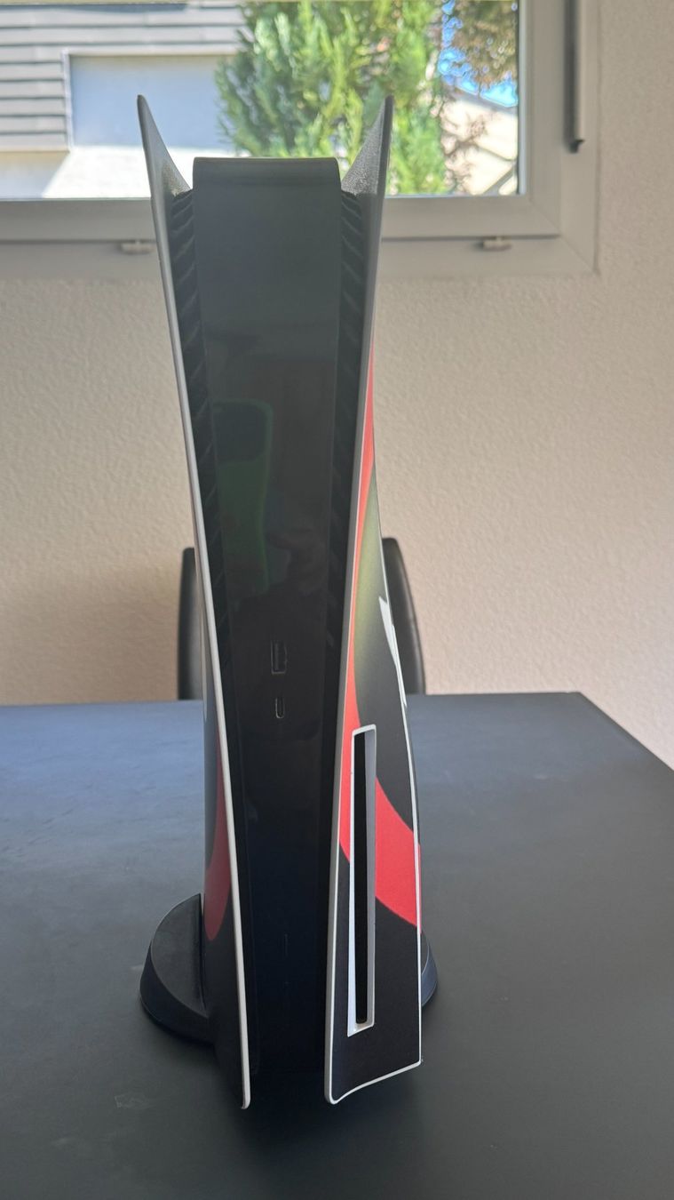 Sony Console: Playstation 5 Deadpool Skin Cover – Usato da Kirchberg BE venduto da Aktion3 3