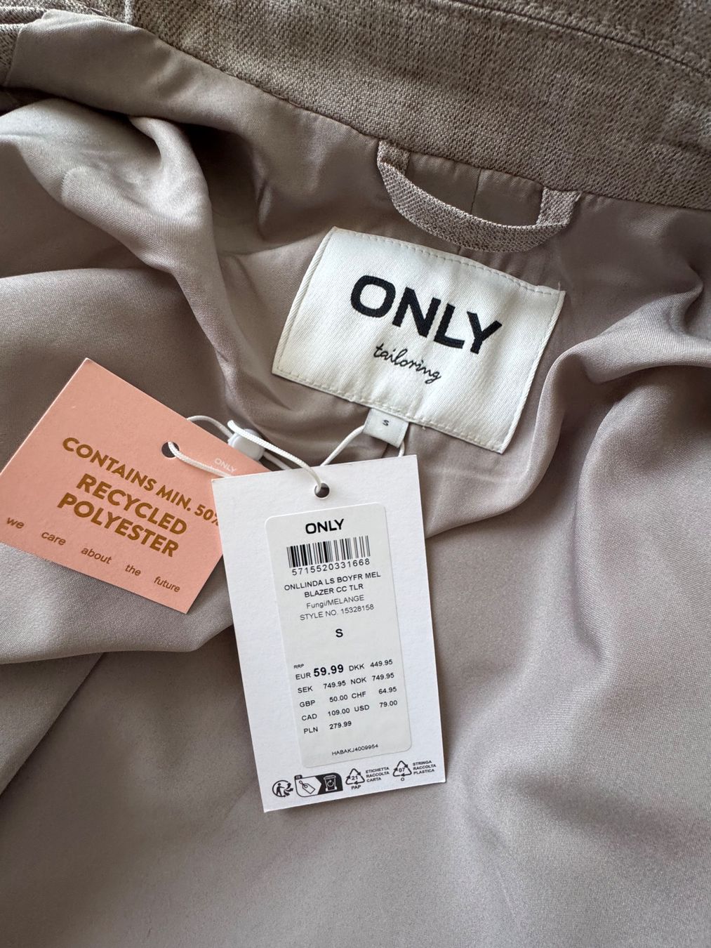 Completi & Tailleur: Only Anzug mit Bermuda Gr s-m – Nuovo e nell'imballaggio originale da Thun venduto da Iriska77 3