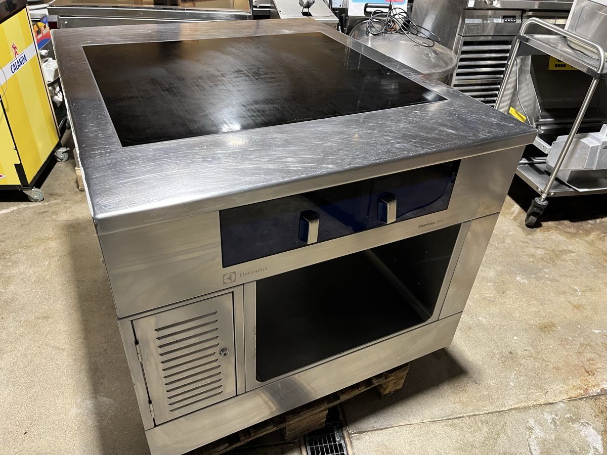 Cucine: Electrolux Induktionsherd, Thermoline 800 – Usato da Wohlen AG venduto da Moh80
