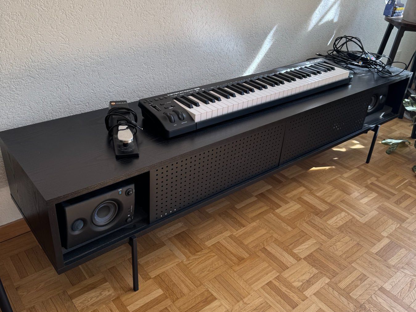 Mobili TV: TV Schrank - 180 cm – Usato da Winterthur venduto da thm_8rvv
