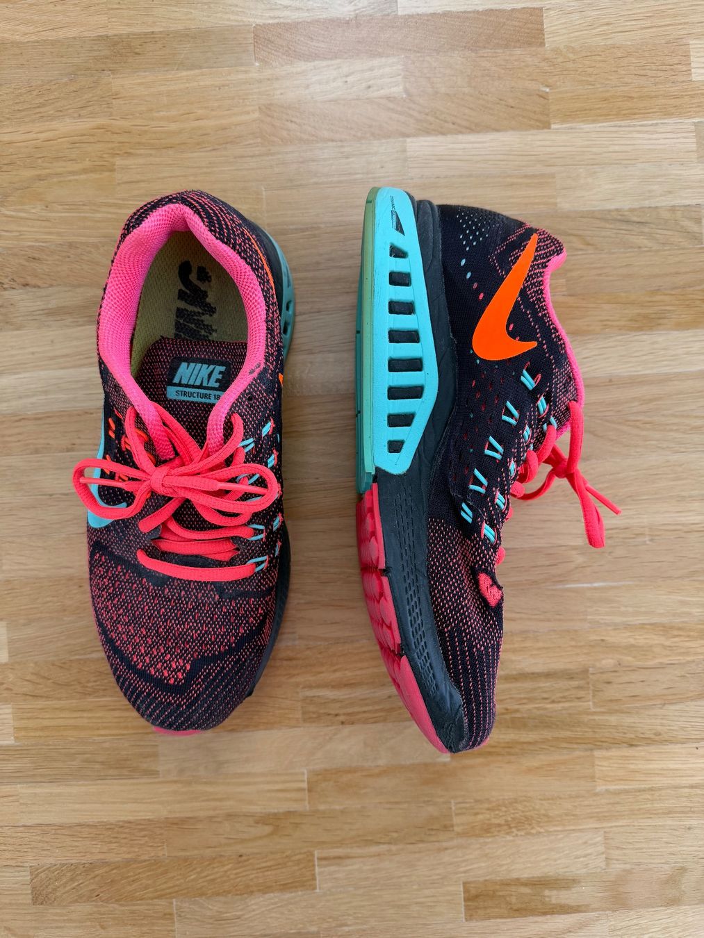 Nike Chaussures femmes: Nike Laufschuhe (Structure 18) – D'occasion à St.Gallen par Jay810 3