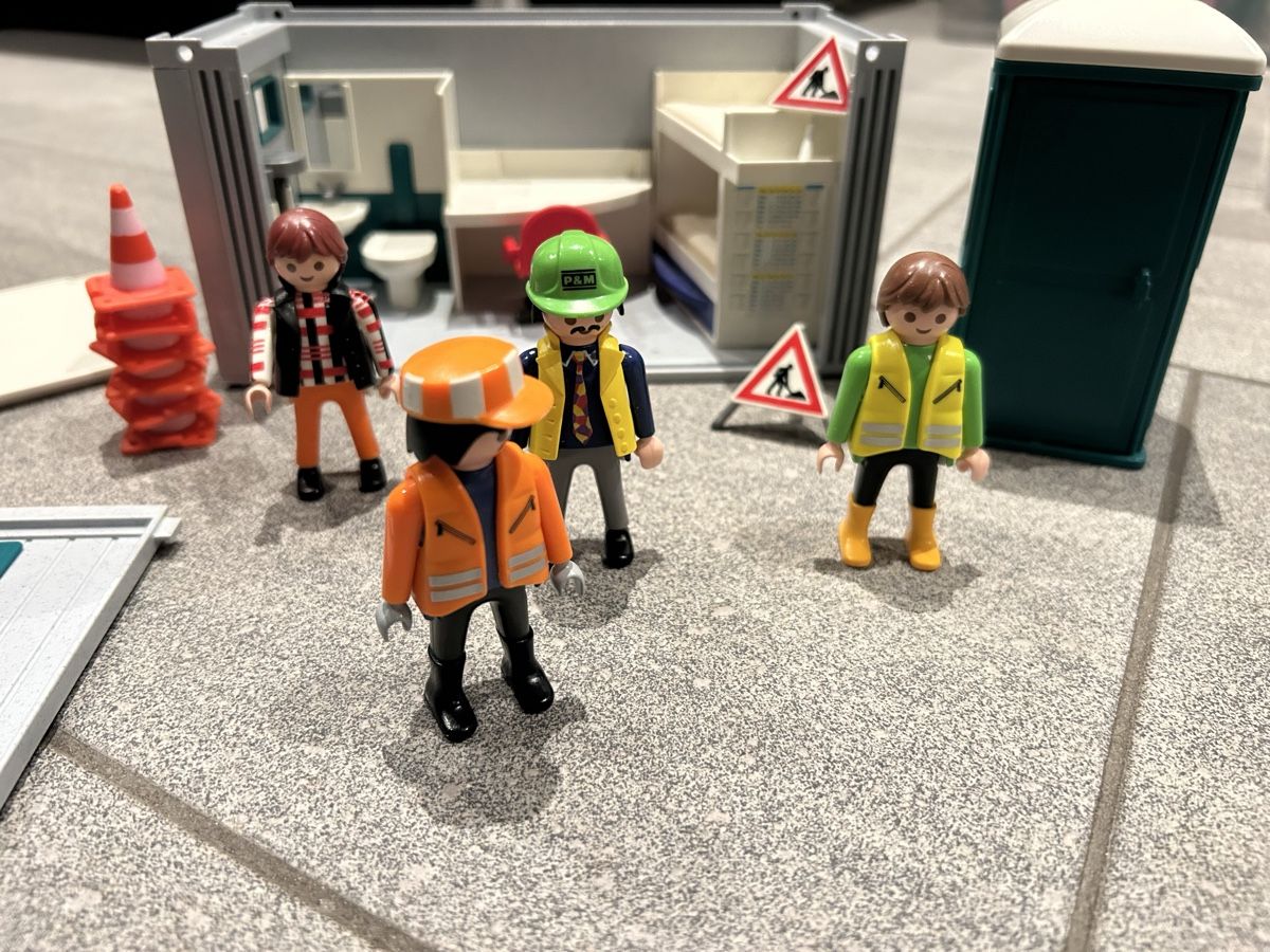 Playmobil Spielzeuge: Playmobil Baucontainer 3260-A und Quads – Gebraucht aus Teufenthal AG von nat_wfg9 5