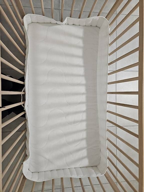Ikea Betten: IKEA cot Sniglar - Kostüm Matratze Stoßstange – Gebraucht aus Zürich von ber_h7qw 2