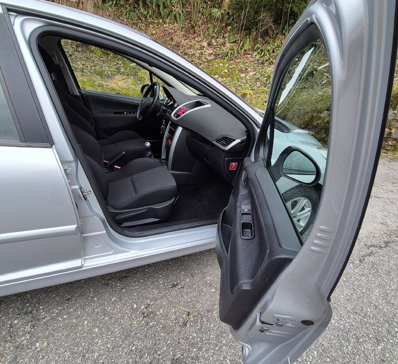 Peugeot Automobili: Peugeot 207 1.6 HDI FAP Sport 109 PS, Diesel, Top Zustand! – Usato da Ibach venduto da MacM1 6