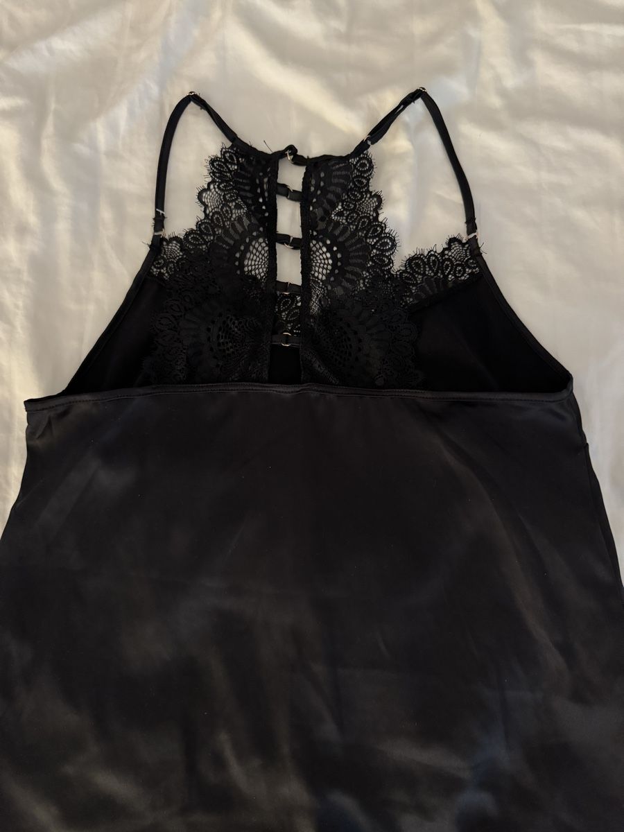 Negligees & Pigiami: Schwarzer Spitzenshorty Pyjama Set – Nuovo (secondo la descrizione) da Lützelflüh-Goldb venduto da Sonnenschein281 1