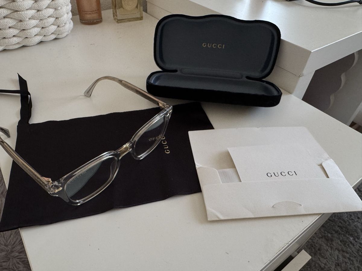 Gucci Occhiali & Lenti: Gucci Sonnenbrille transparent mit Etui – Usato da Basel venduto da jul_8kpx 1