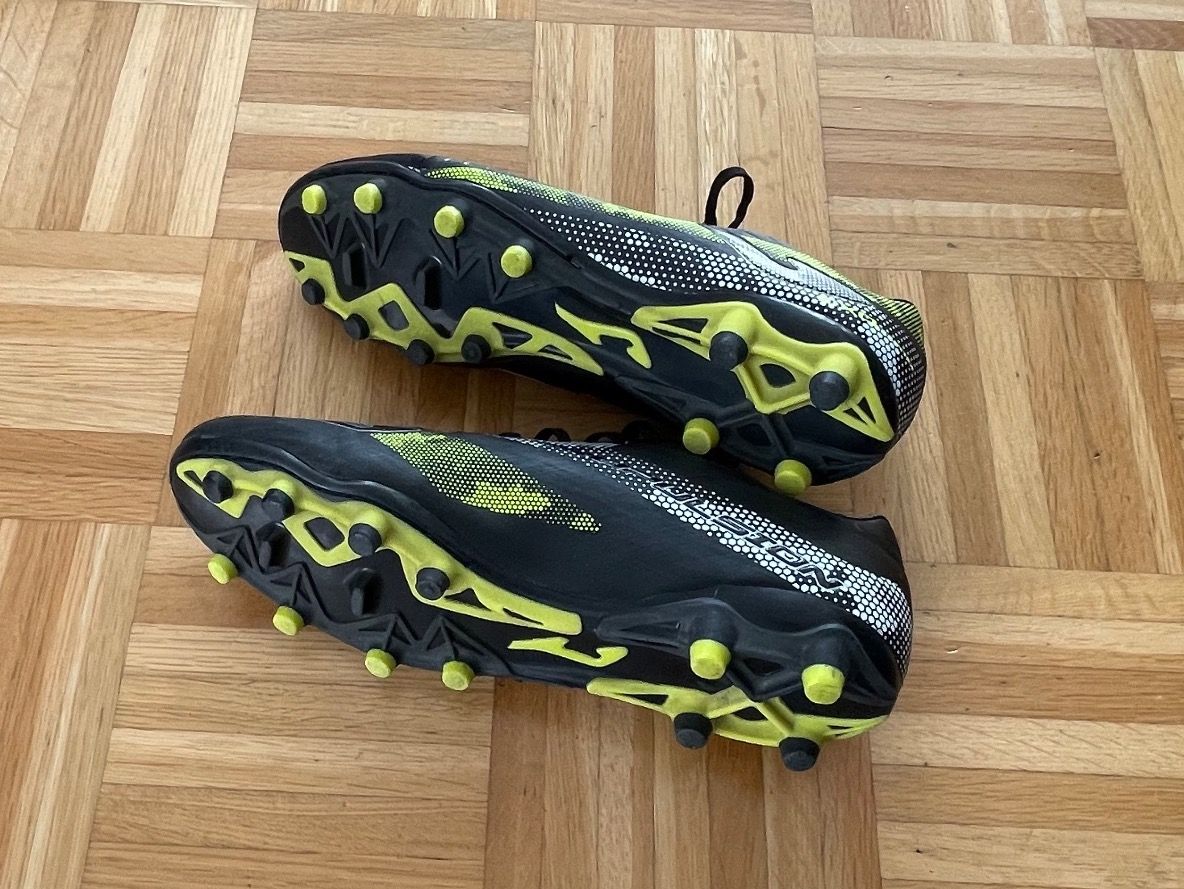 Herrenschuhe: Fussballschuhe Gr. 46 Sohlenlänge 30.5cm – Gebraucht aus Rüfenacht BE von lavok 4