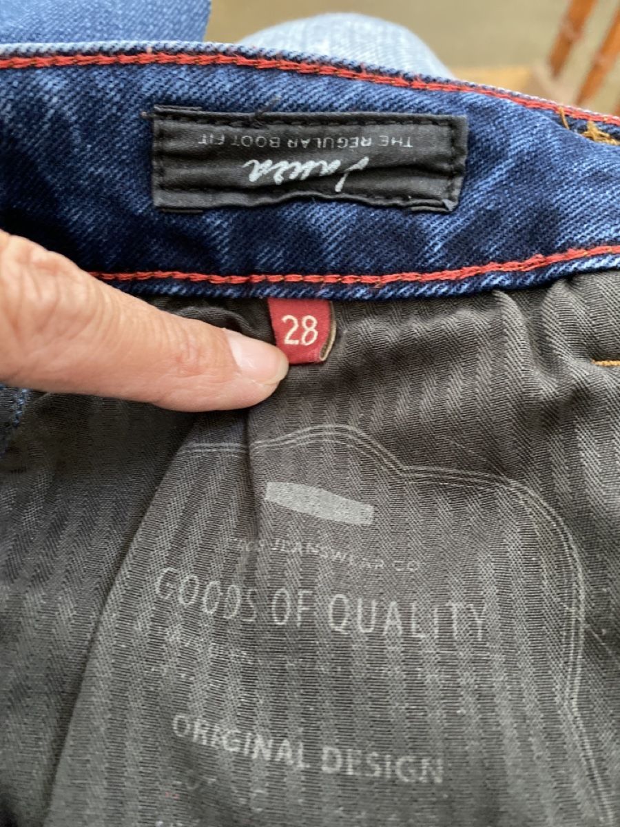 Jeans: Jeans von Cross – Usato da Luzern venduto da Willimaus 2