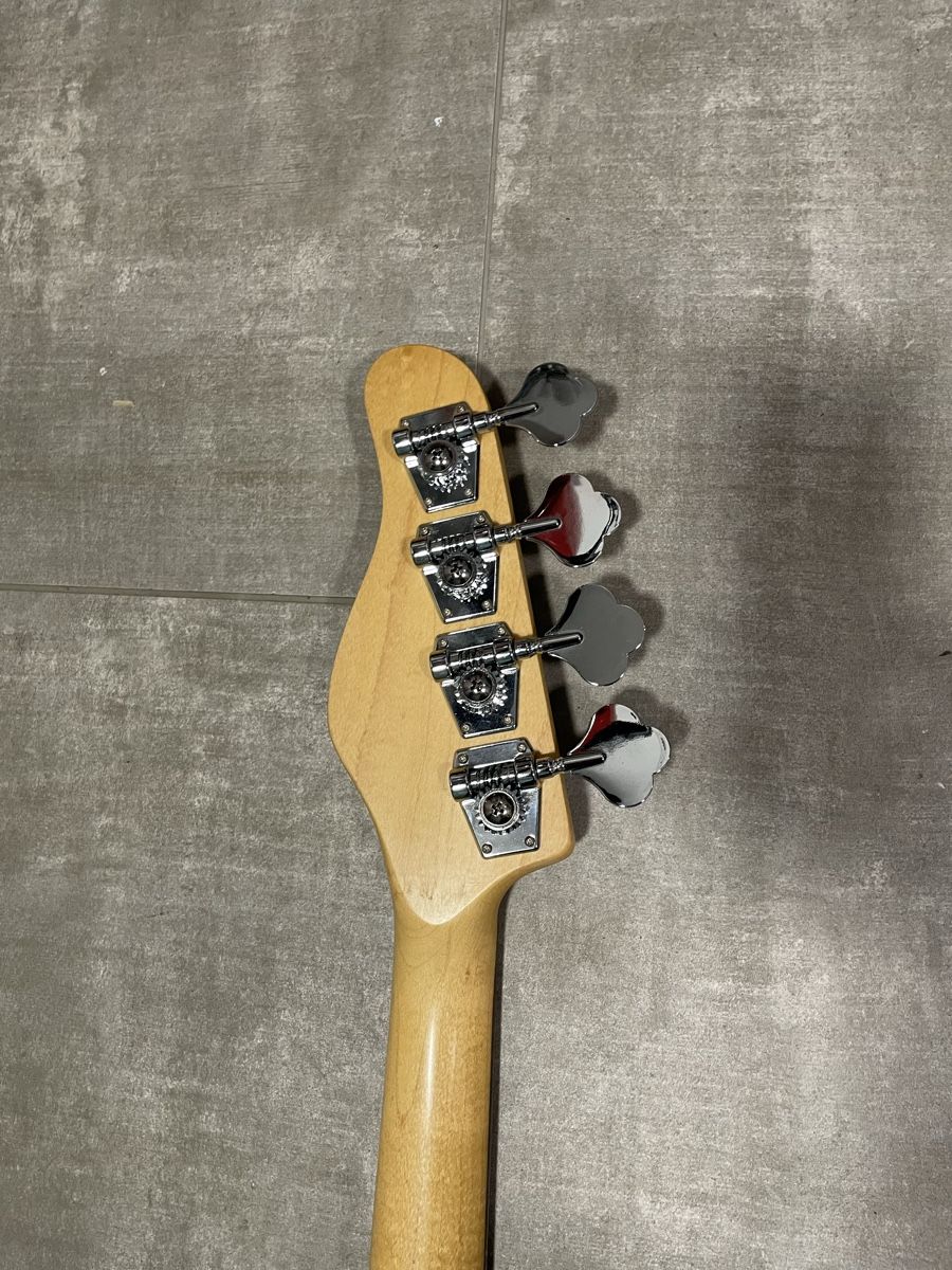Strumenti musicali: E-Bass Gitarre Del Rey – Usato da Walliswil b.Wangen venduto da Stewalt 3