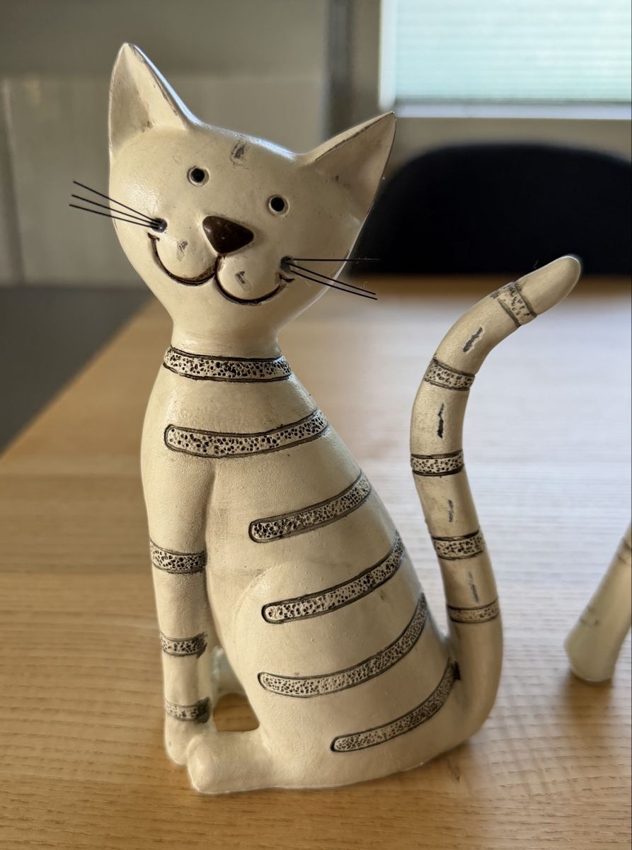 Figurines: Lot de 4 chat décoratifs  – D'occasion à Courtételle par chr_c9zp 3