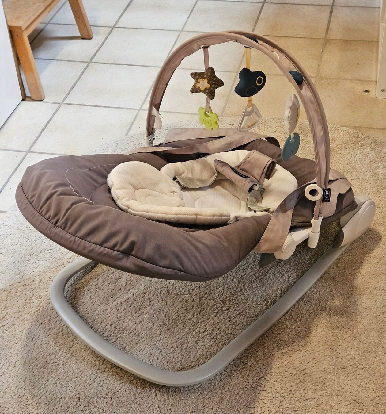Chicco Sdraiette & Sdraiette a dondolo: Chicco Babywippe grau guter Zustand – Usato da Melchnau venduto da Aare84 1