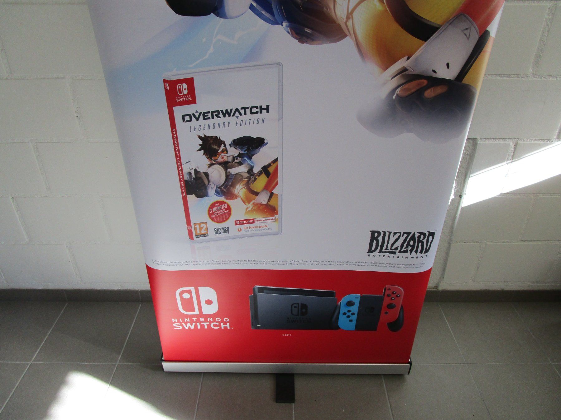 Giochi: Roll-Up Werbebanner Overwatch Legendary Edition - Switch – Usato da Goldau venduto da agestuffer 3