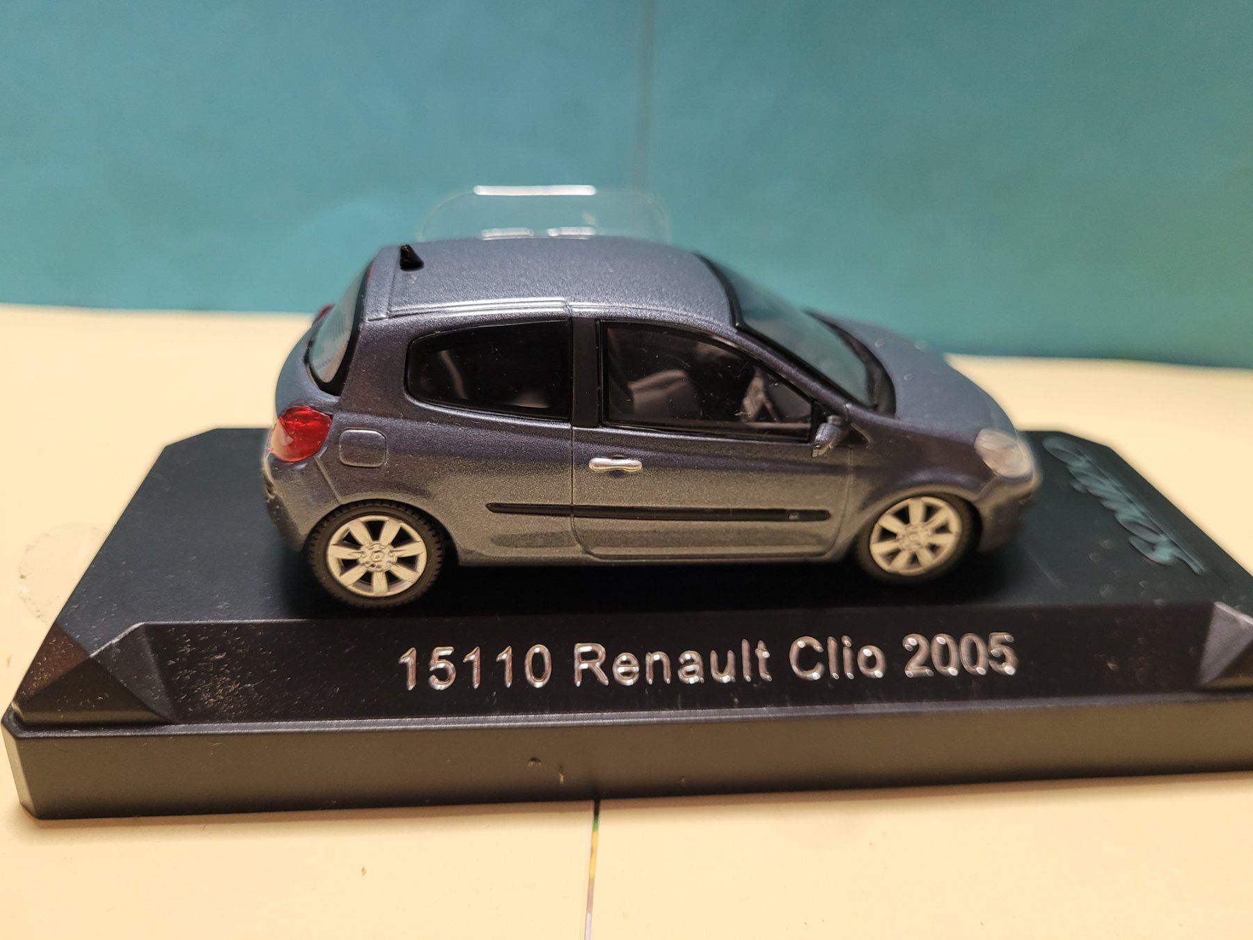 Renault Modellini d'auto: Renault Clio 2005 1:43 Solido 1555 – Nuovo (secondo la descrizione) da Domdidier venduto da Bimbo57 1