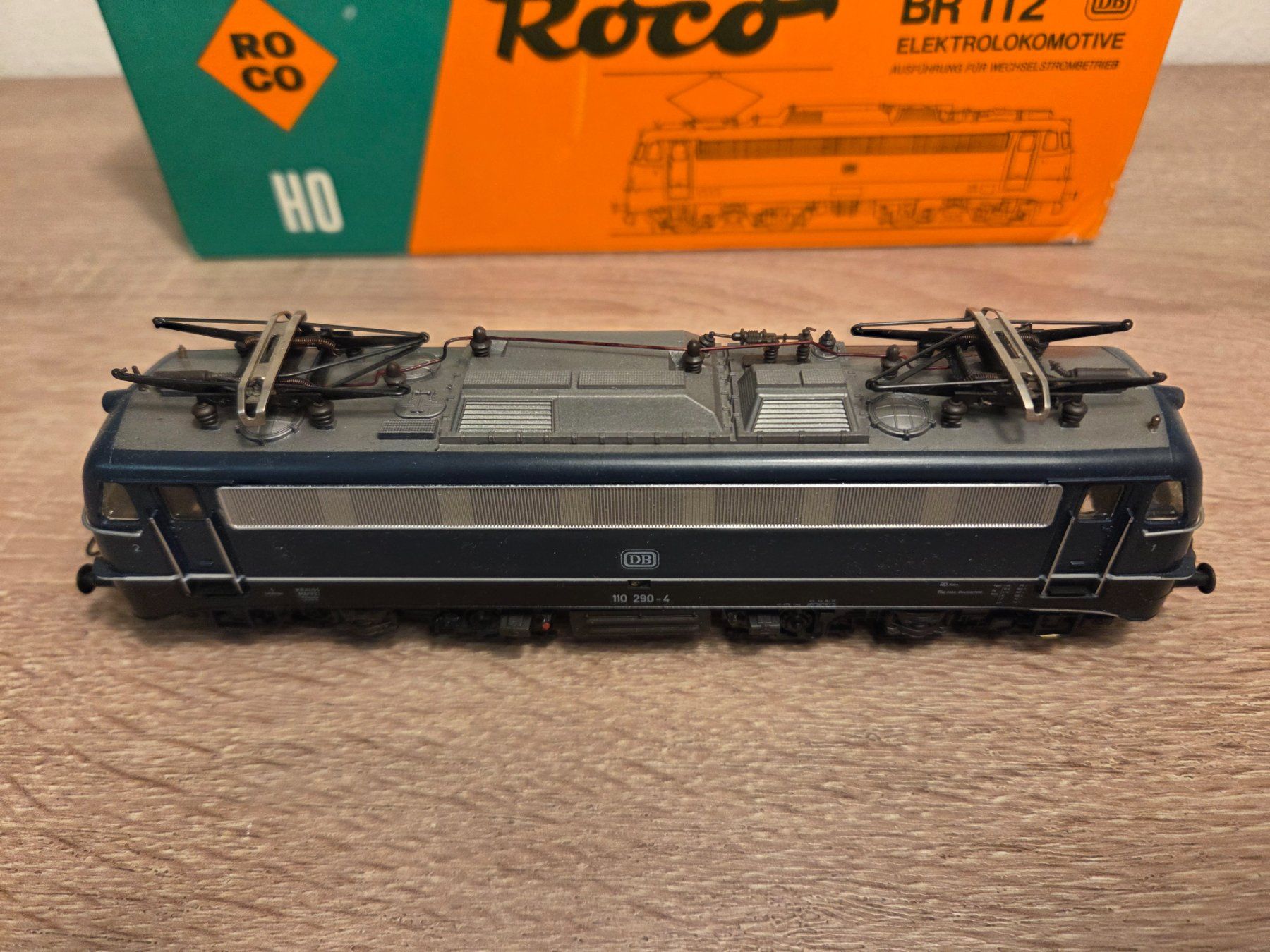 Roco Modellini di ferrovie: Roco 14138S E-Lok BR 112 DB H0 – Difettoso da St-Aubin-Sauges venduto da Lo_Go 4