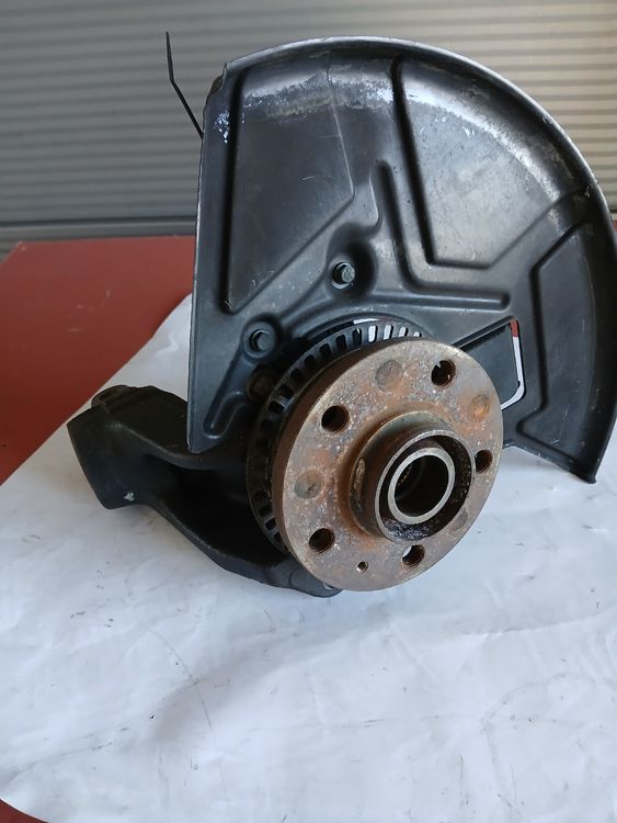 VW Golf IV R32 ABS Radnabe VL 49659 Top Zustand! (Gebraucht) in ...