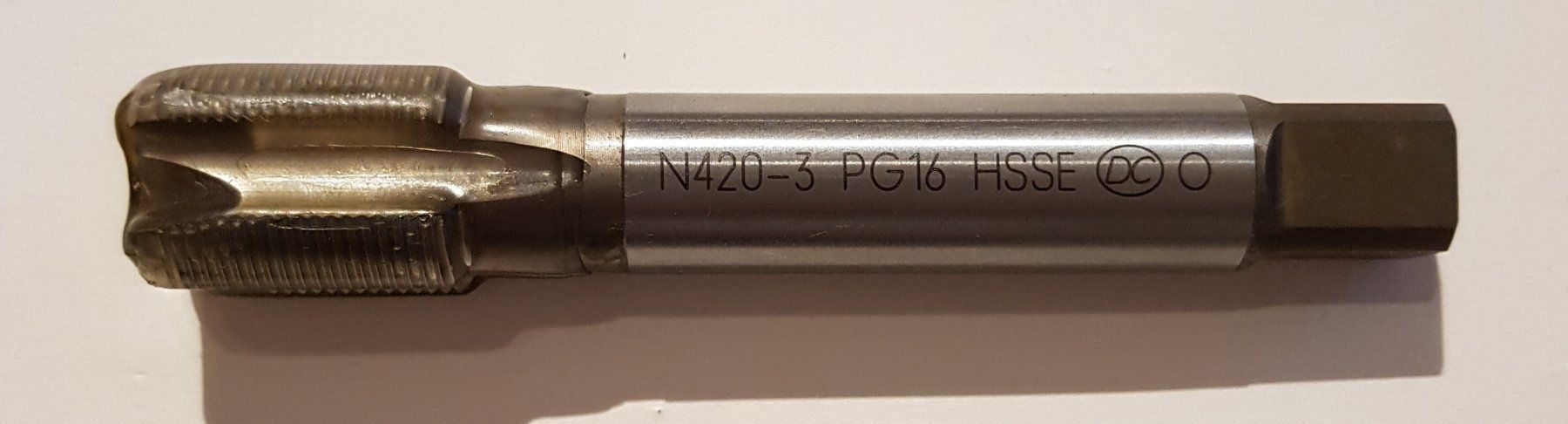 Tous les outils: Gewindebohrer PG16 – Neuf avec emballage d'origine à Schwyz par osirishelvetica