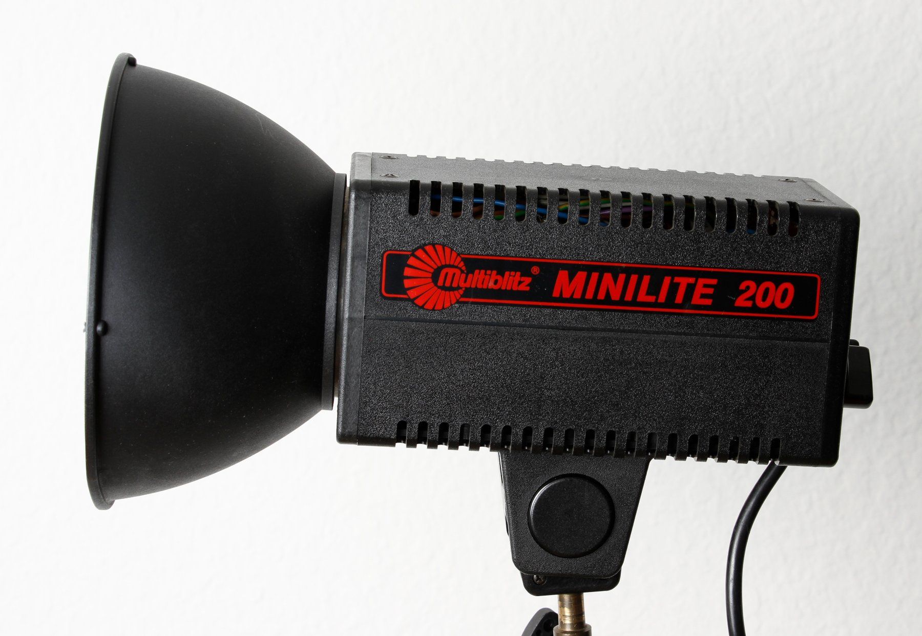 Flash: Studio-Multiblitz 200 Minilite – Usato da Bülach venduto da airbone