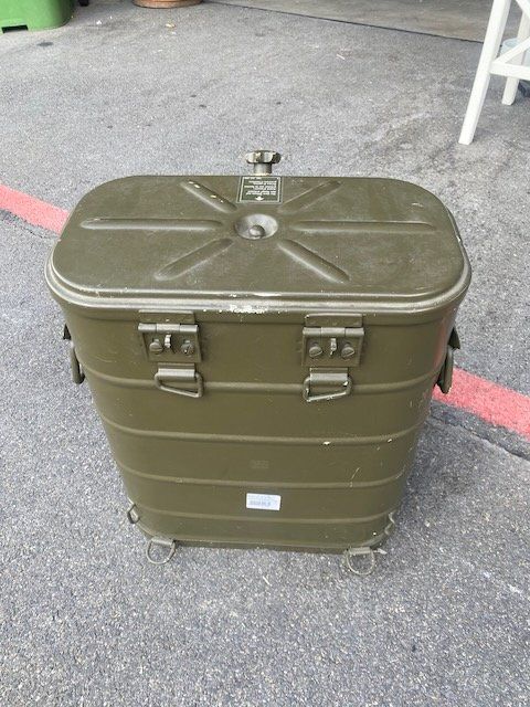 Elettrodomestici da cucina: Original Schweizer Armee Speiseträger / Tee - Bidon – Usato da Steinhausen venduto da einzelstueck-brocki 5