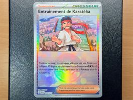 Entraînement POKEBALL (098/131) - Évolutions Prismatiques