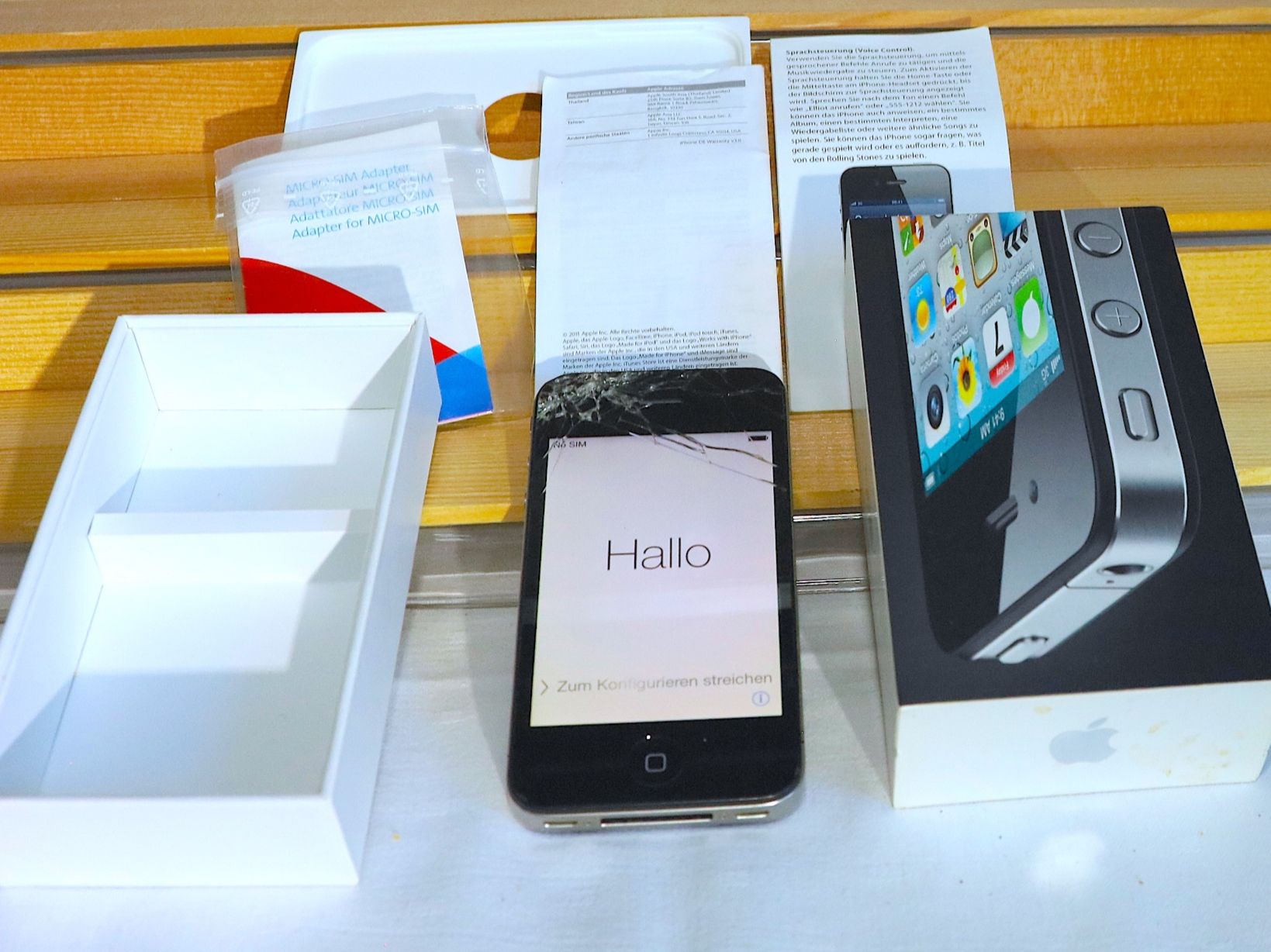 Apple Portables: iPhone 4  64 GB – D'occasion à Ipsach par Merlux 3