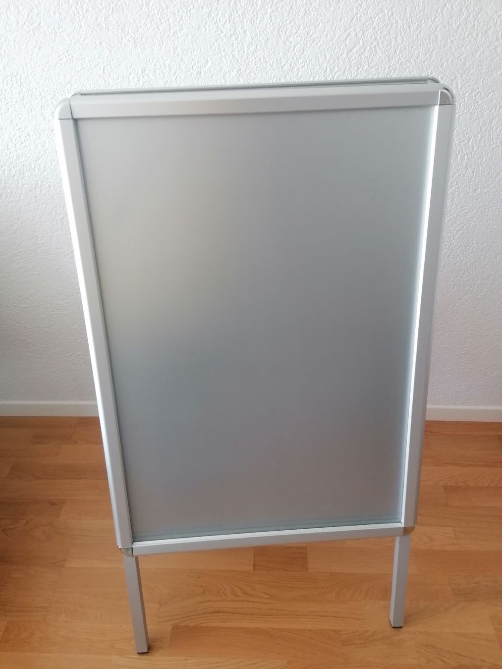 Equipement de magasin & Foires: Kundenstoper A1 Plakatständer – Neuf avec emballage d'origine à Stettlen par Redno_Hilas
