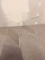 Beistelltisch aus Acrylglas Plexiglas, transparent