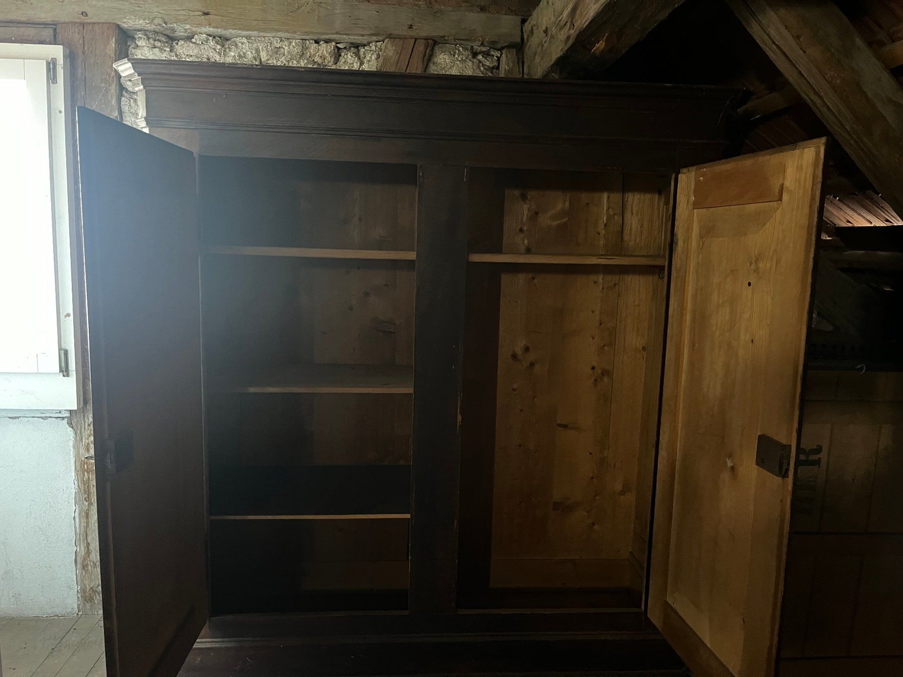 Armadi: Bauernschrank – Usato da Weisslingen venduto da Eniclote 1