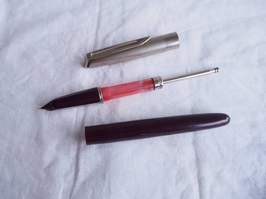 Penna & Evidenziatori: stylo à plume – Usato da Meyrin venduto da SRkaem 3