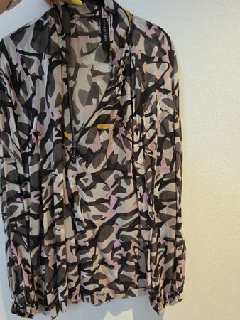 Marc Cain Bluse gemustert Viskose Grösse N5 neuwertig