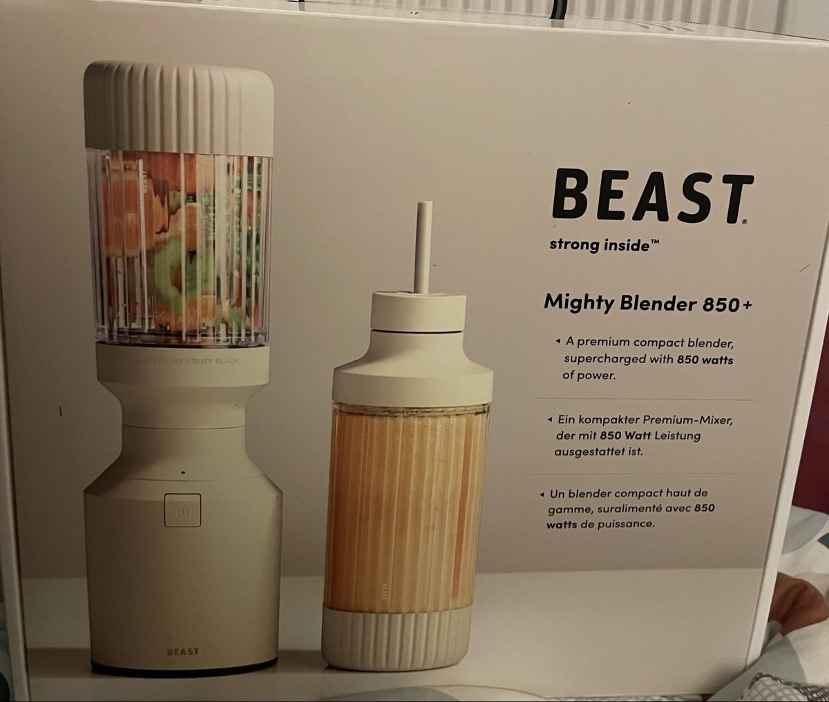 Elettrodomestici da cucina: Frullatore BEAST Mighty Blender 850+ Nuovo – Nuovo e nell'imballaggio originale da bern venduto da blu00