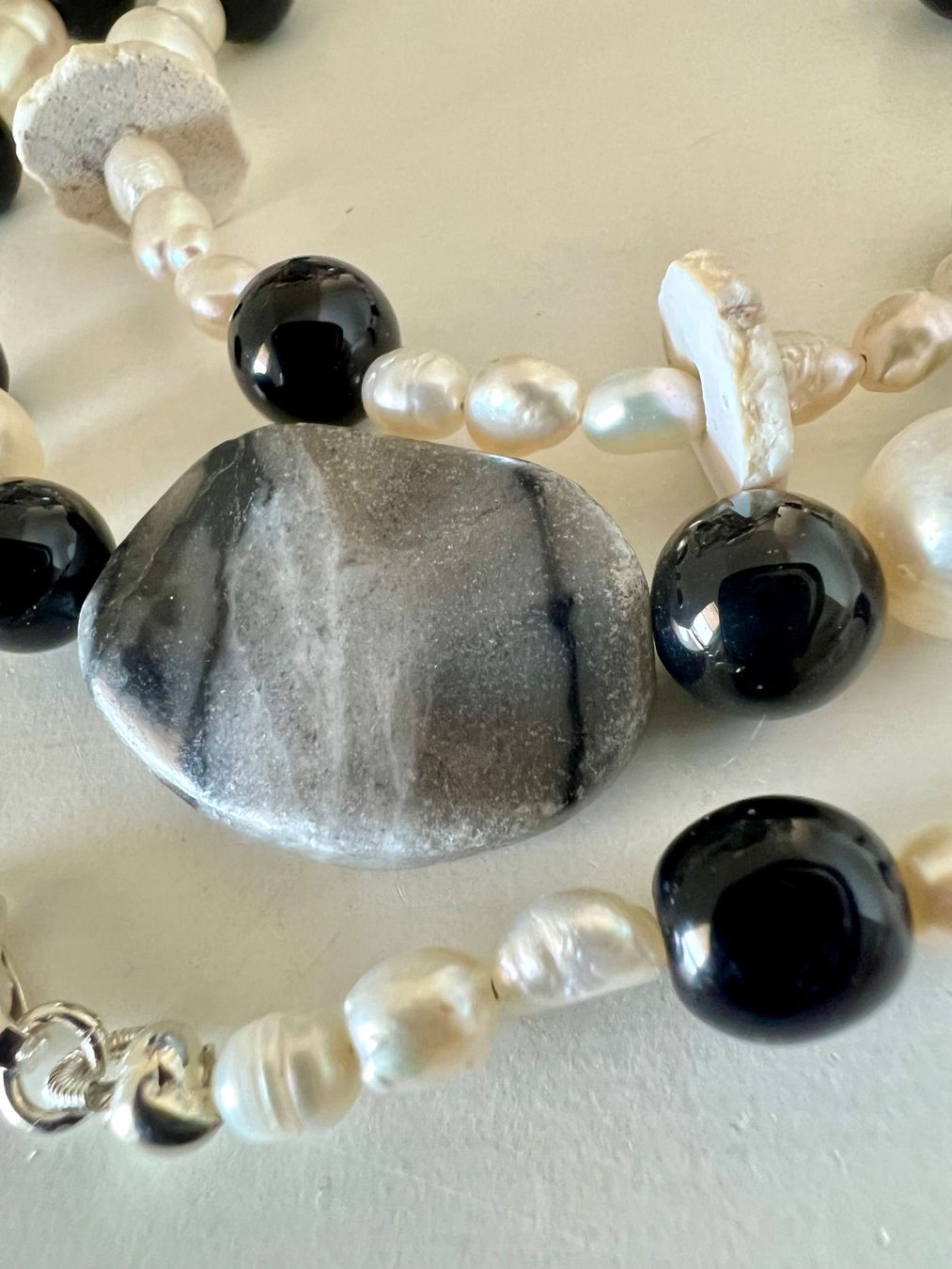 Catenine: Echtperlen Longkette Onyx Picasso Marmor 925 Silber 60cm Neu – Nuovo (secondo la descrizione) da Ruswil venduto da artbyhand 7