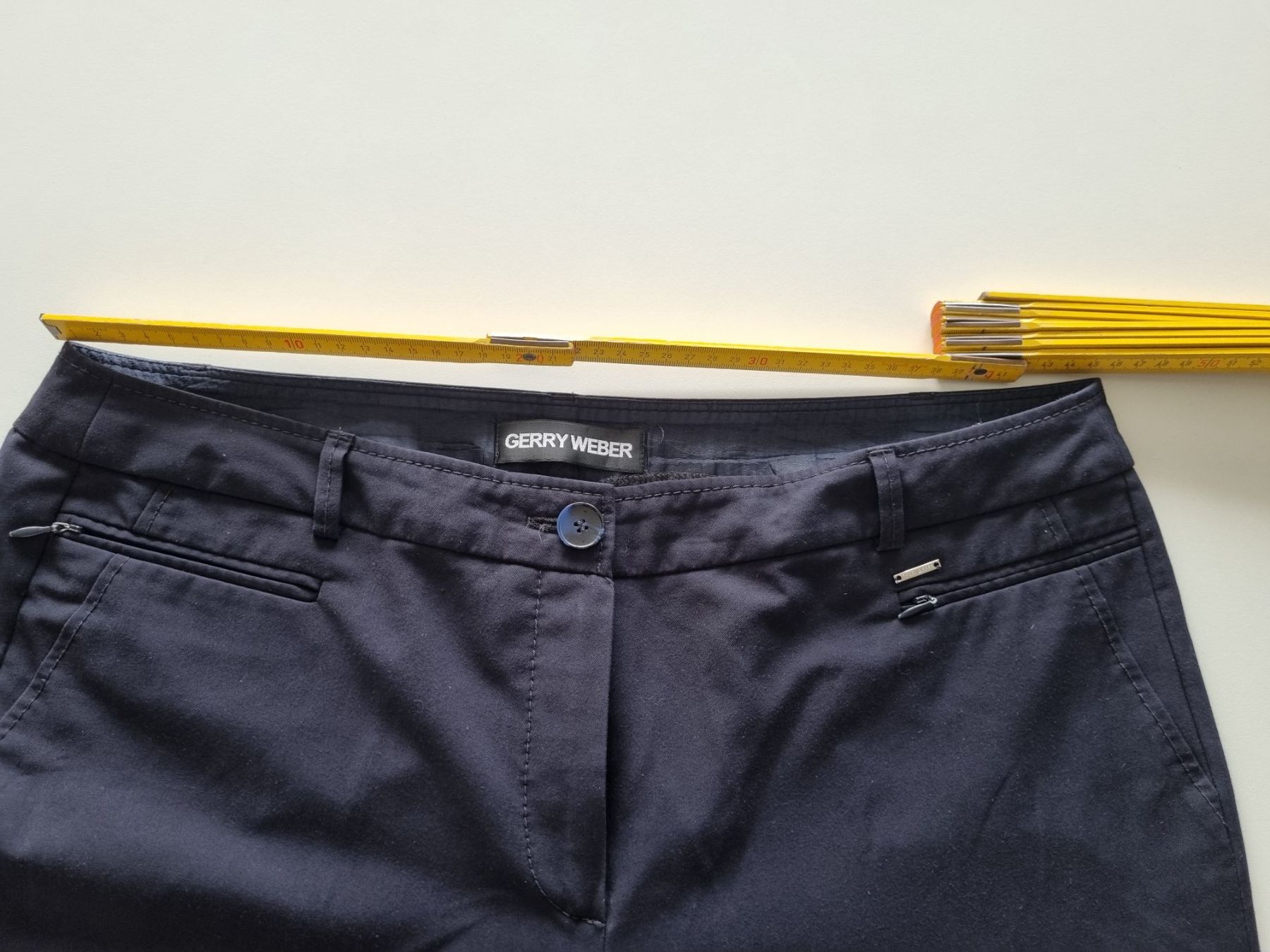 Gerry Weber Pantalons: Gr. 44 Hose Gerry Weber dunkelblau – D'occasion à Sutz par Dalilea 5