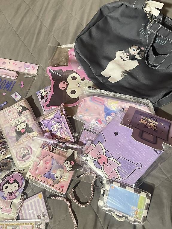 Sanrio Giocattoli: Kuromi Bundle – Nuovo (secondo la descrizione) da Pratteln venduto da Gabriella18 2