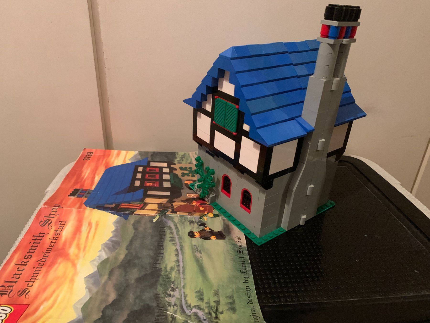 Lego Kit di costruzioni: LEGO Ritter 3739 Blacksmith Shop – Usato da Basel venduto da Don-Angel 3