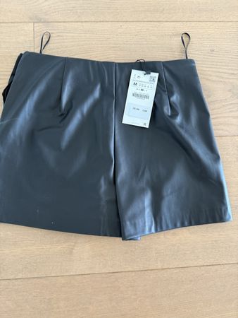 Zara Lederlook Hose , Gr. M, nie getragen, Herbst Must-ha