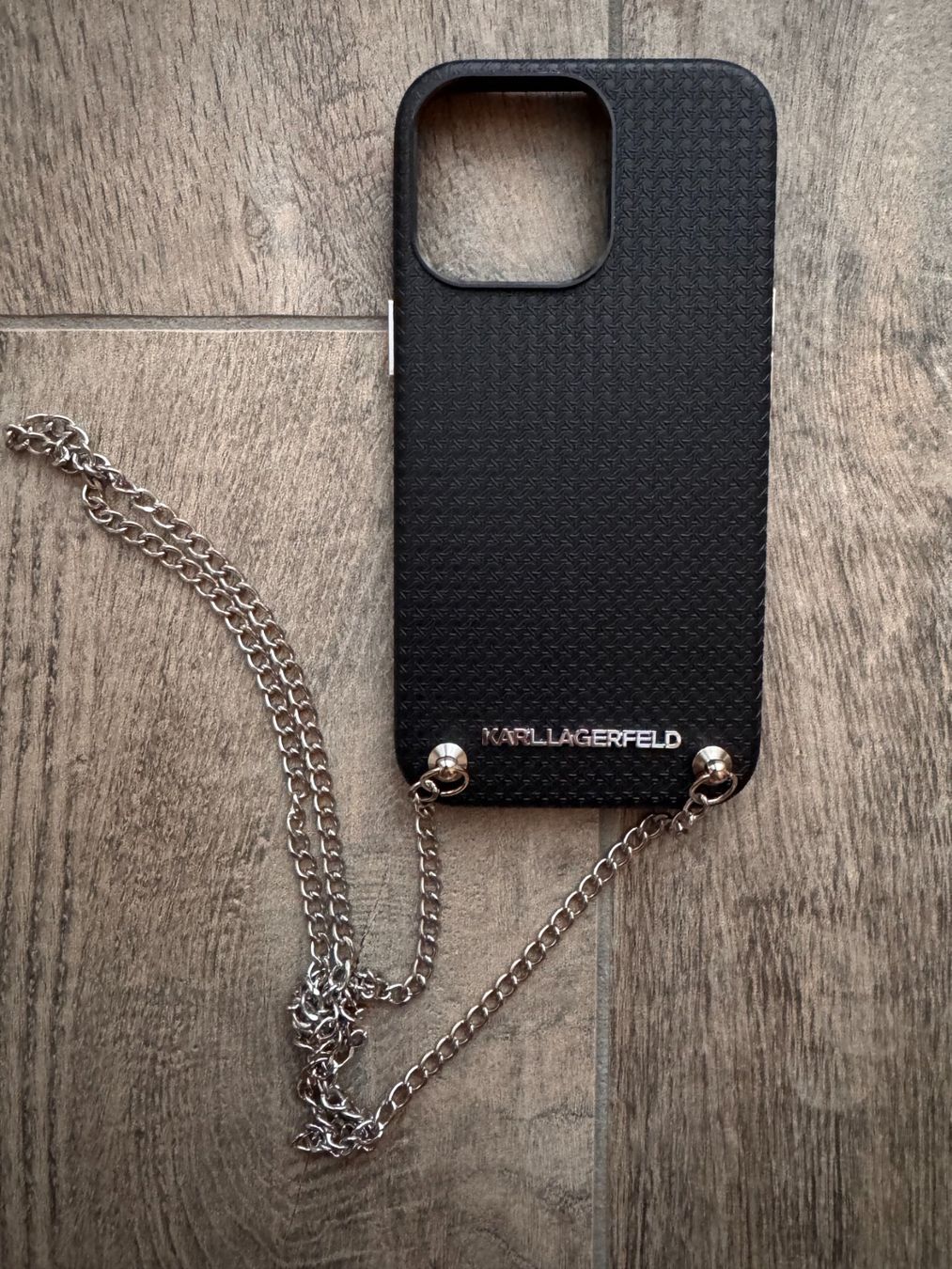 Karl Lagerfeld Cover & Protezioni schermo: Handyhülle Karl Lagerfeld iPhone 13 pro max – Nuovo (secondo la descrizione) da Weinfelden venduto da Jana_JJ