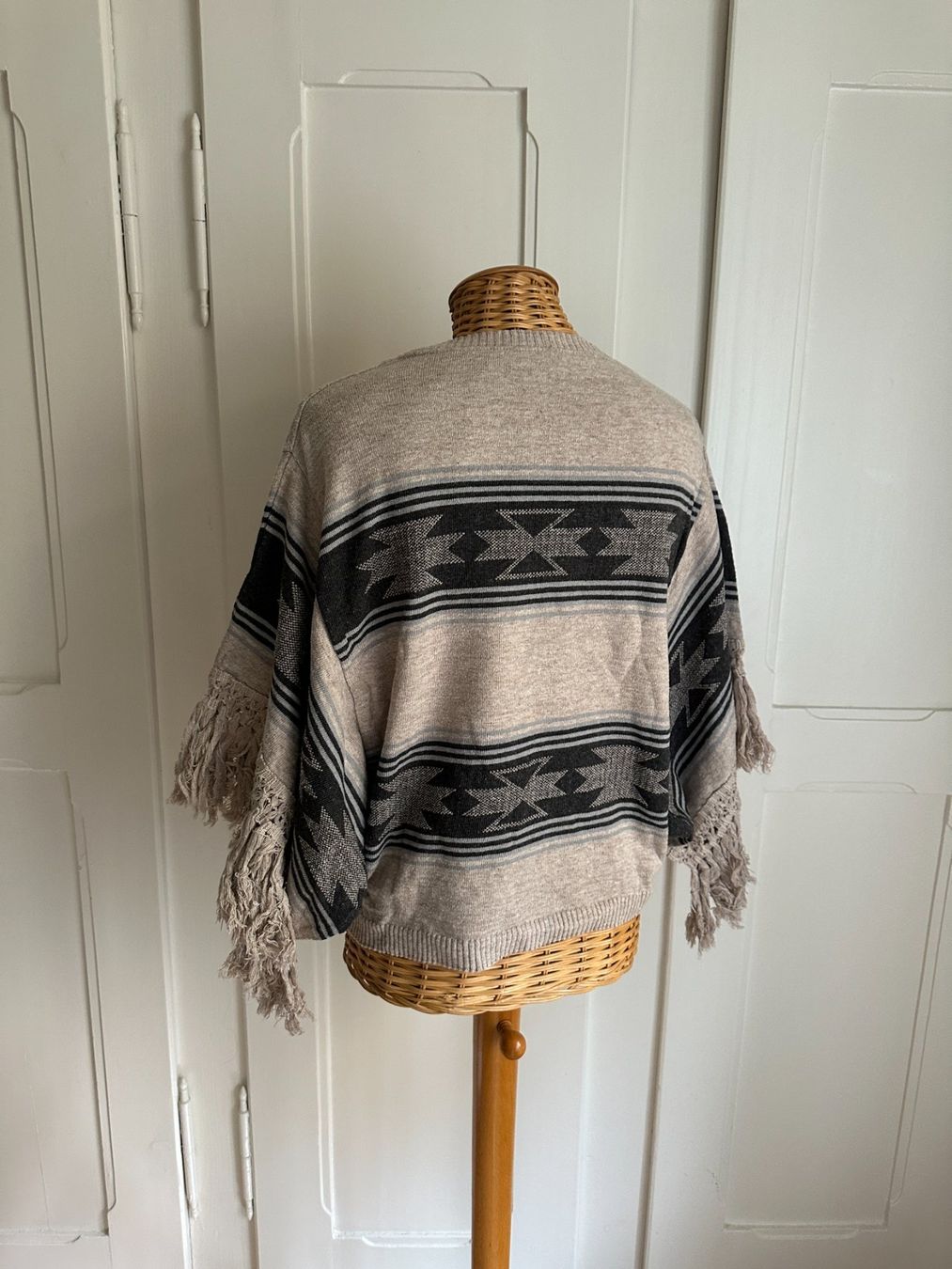 Pullover & Sweatshirts: MOTIVI - Aztec Strickpullover oversized – Gebraucht aus Zürich von Diazaio 2