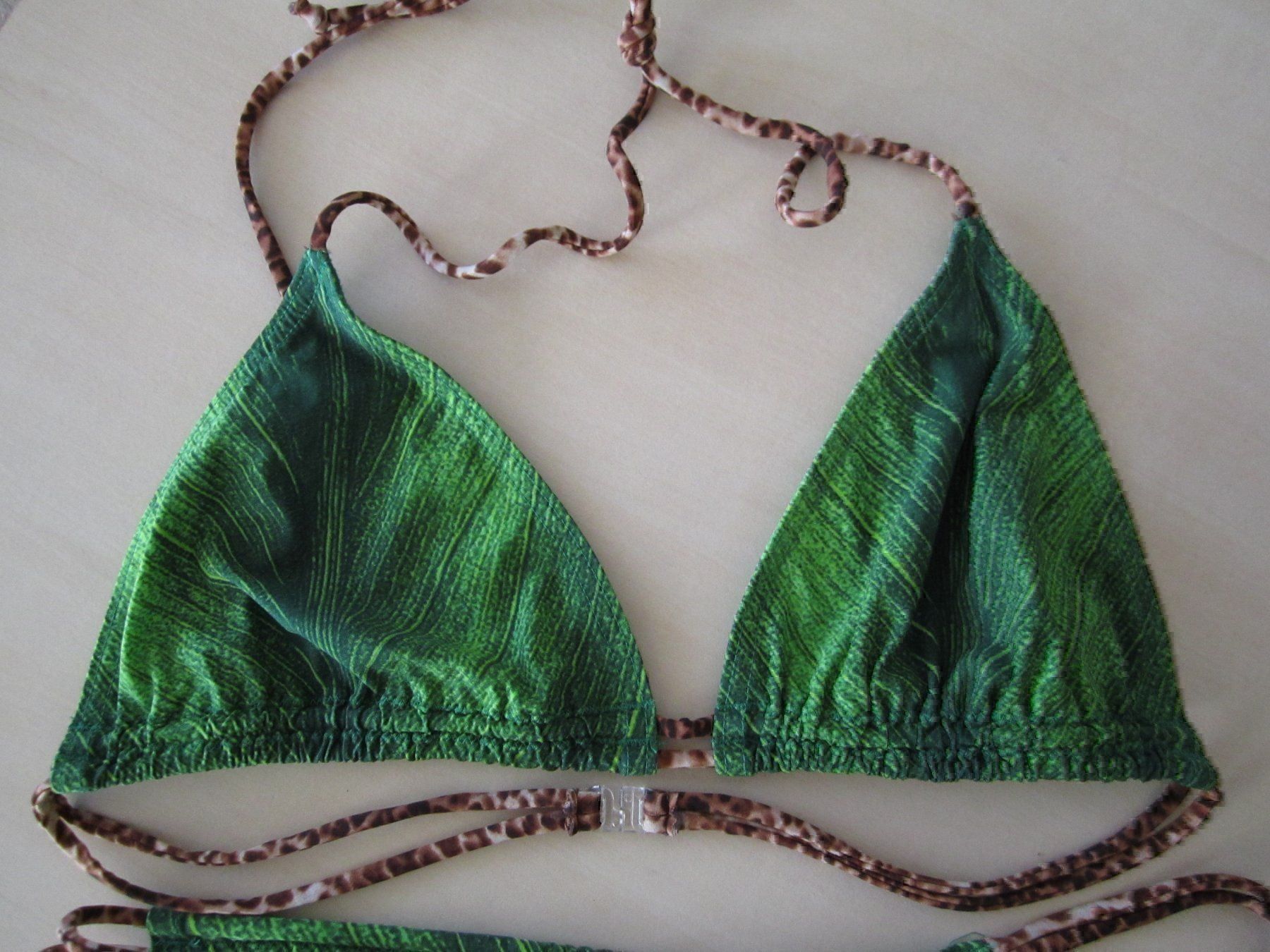 Badekleider & Bikinis: Bikini en couleurs des tropiques – Gebraucht aus Lausanne von Kmm03 2