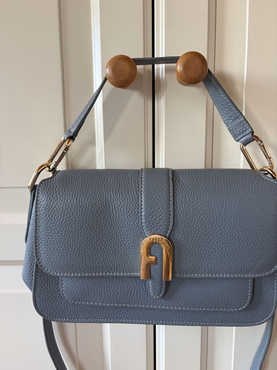 Furla Borse da donna: Furla Blue Leather Sling Bag – Usato da St.Josefen venduto da lop_lh8d 5