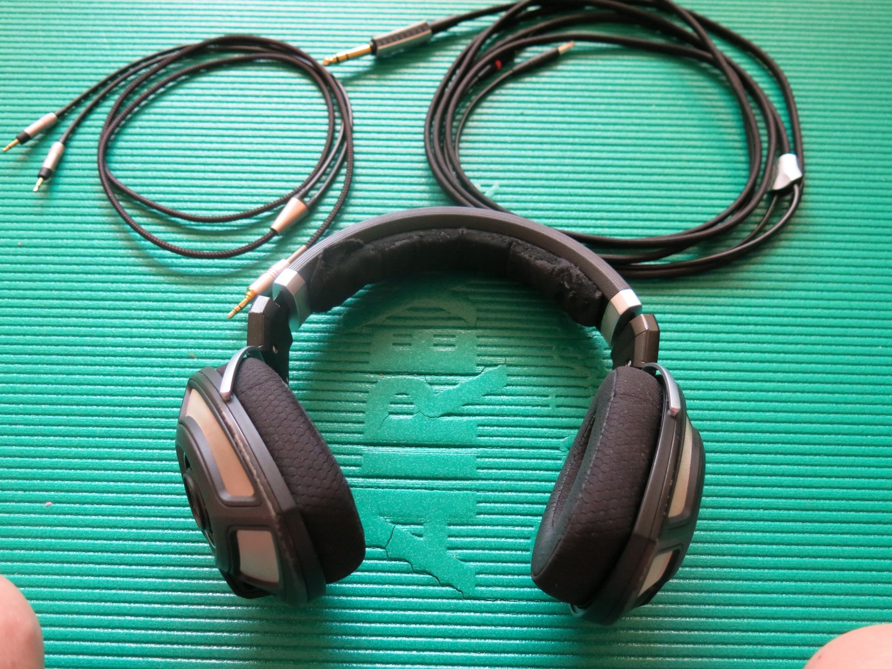 Sennheiser Cuffie: Sennheiser HD700 – Usato da Sargans venduto da Tritonurs