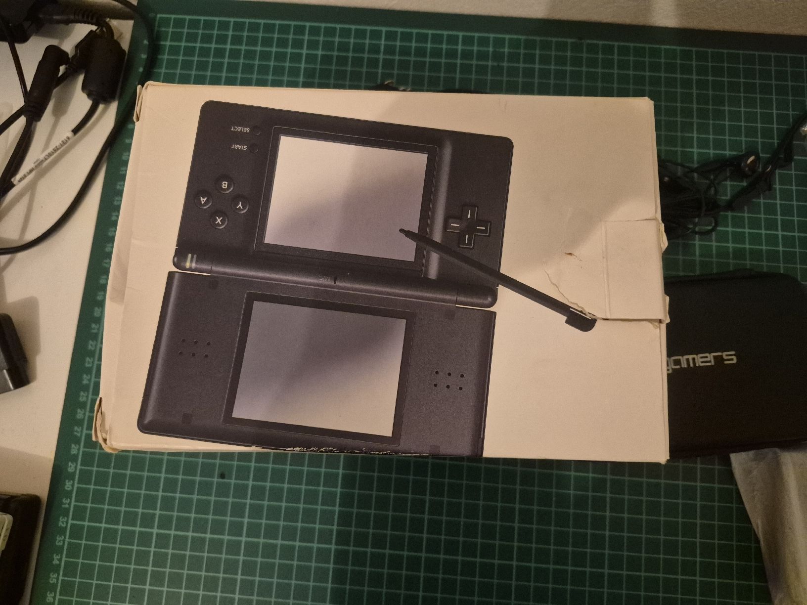 Nintendo Konsolen: Nintendo DS Lite Black Console Bundle -! in ovp – Gebraucht aus Meyrin von Retro-GZ 6