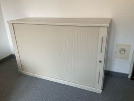 Büroschrank mit Rollladen beige 2 Regale